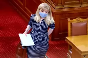 Министър Аврамова: В Перник няма да има воден режим от юни