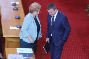 Правителството да представи до 10 юли детайлна информация за събраните