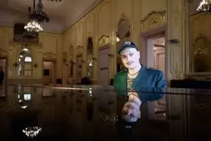 След "Корона къш" Иво Димчев се мести в Двореца