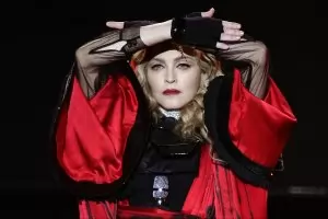 Мадона се включи неуместно в антирасистки протест