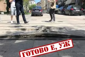 Ремонтът на ремонта на "Графа" е пак за ремонт (ГАЛЕРИЯ)