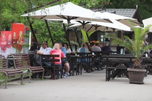 Собственици на малки хотели и къщи за гости по Черноморието