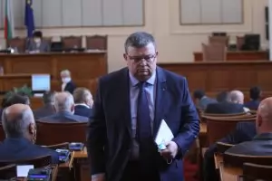 Цацаров ще подаде оставка като шеф на КПКОНПИ