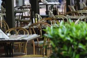 Близо 2 800 фирми са поискали от държавата компенсации заради забраната