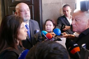 Министър председателят Бойко Борисов отказа да приеме мажоритарния пакет акции на