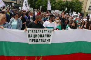 Политическият възход на Слави Трифонов нанесе сериозни щети не само