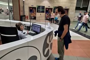 Търговци търсят помощ от държавата заради натиска на моловете