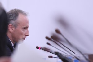 Новата учебна година ще стартира присъствено но всяко училище ще