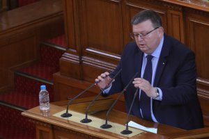 Антикорупционната комисия КПКОНПИ се похвали че е решила да внесе