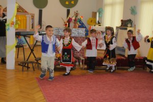 Днес е 1 юни и много театри музеи открити сцени