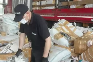 На Капитан Андреево хванаха едра контрабанда на маски, шлемове и ръкавици 