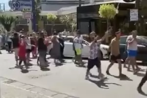В Италия издирват български роми, избягали от карантина