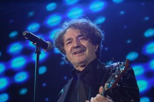 Отдавна е известно че Горан Брегович използва творчески чужди източници