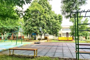 Девет хиляди четиристотин и шест Родителите на толкова деца получиха