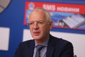 Минималната работна заплата и осигурителните прагове по икономически сектори да