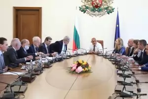 Бизнес, синдикати и правителство ще ускоряват икономическото развитие