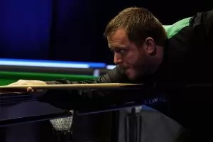 Пистолета е на финал след показно срещу Селби