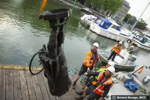 Поругаването на паметници няма да заличи расизма