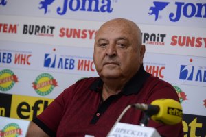 Талантът на Славия Филип Кръстев 18 г е впечатлил служителите