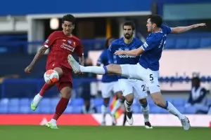 "Ливърпул" взе само точка от градското дерби