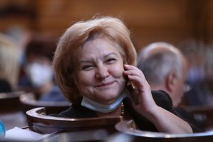 Близо 12 години имаме съмнителното удоволствие да наблюдаваме ГЕРБ в