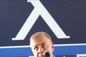 Наско Сираков ще търси помощ от премиера Бойко Борисов за