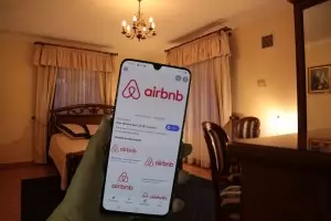 НАП е получила данни от Airbnb за 14 млн. лв. от наеми през 2021 г.