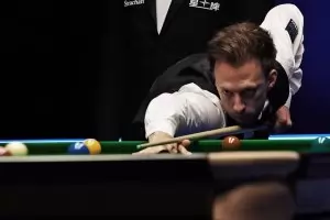 Тръмп и Магуайър са първите 1/2-финалисти в Шампионата на тура