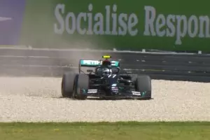 Ботас бе по-бърз от Хамилтън и ще стартира пръв утре