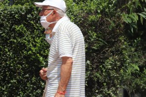 Плащането на 50 лв допълнителна сума към пенсиите за август