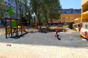 Над 10 132 деца чакат за места в столичните ясли