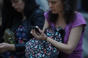 Мобилният оператор Виваком обяви компенсации за своите абонати заради срива