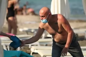 Плажът и морето са гибелни за коронавируса