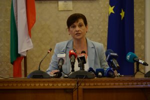 Пореден законодателен абсурд се случи днес в парламента от