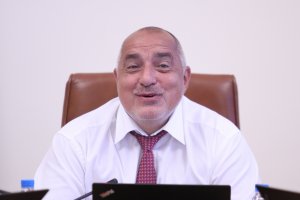 Месец преди ноемврийските избори при старта на предизборната кампания надеждата