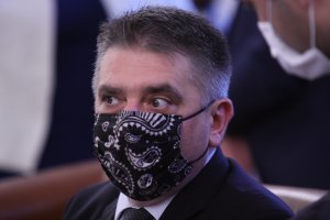 Министърът на правосъдието Данаил Кирилов единствен от ГЕРБ се осмели