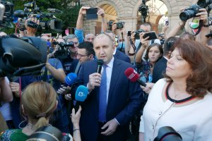 Неслучайно почетният лидер на ДПС Ахмед Доган и неговият именит съпартиец