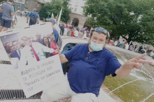 За 19 и пореден ден хиляди хора недоволни от статуквото в