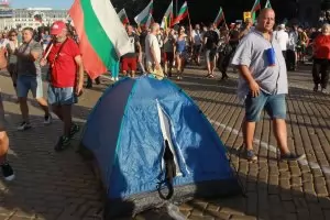 Десетки хиляди протестиращи наводниха улиците на София