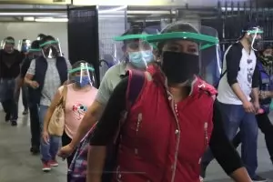 Фаучи: В момента САЩ не контролират напълно пандемията