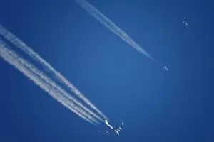 Американски изтребители заплашиха ирански пътнически самолет
