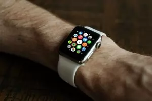 Apple Watch 6 ще засича паник атаки 