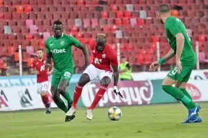 "Лудогорец" пак си тръгна непобеден от "Армията"