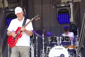 Вл. Стефановски: Изкуството гради мостове, а политиците бавят пътищата