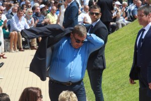 Лидерът на ВМРО Красимир Каракачанов заяви че партията му категорично