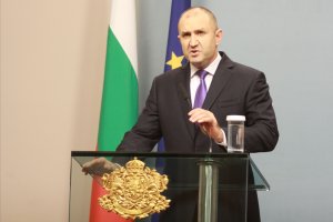 Президентът Румен Радев пряко обвини управляващите че стоят зад провокаторите