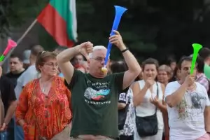 49-и ден на протести: Една оставка не стига