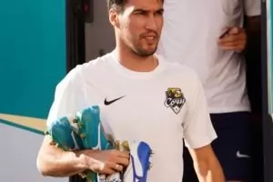 "Сочи" набързо замести оперирания Ивелин Попов