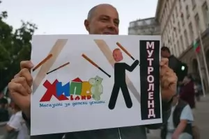 Ден 58: Отровното трио стяга второ въстание за 10 септември