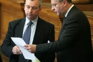 Станишев и Пирински отпаднаха от пленума на БСП